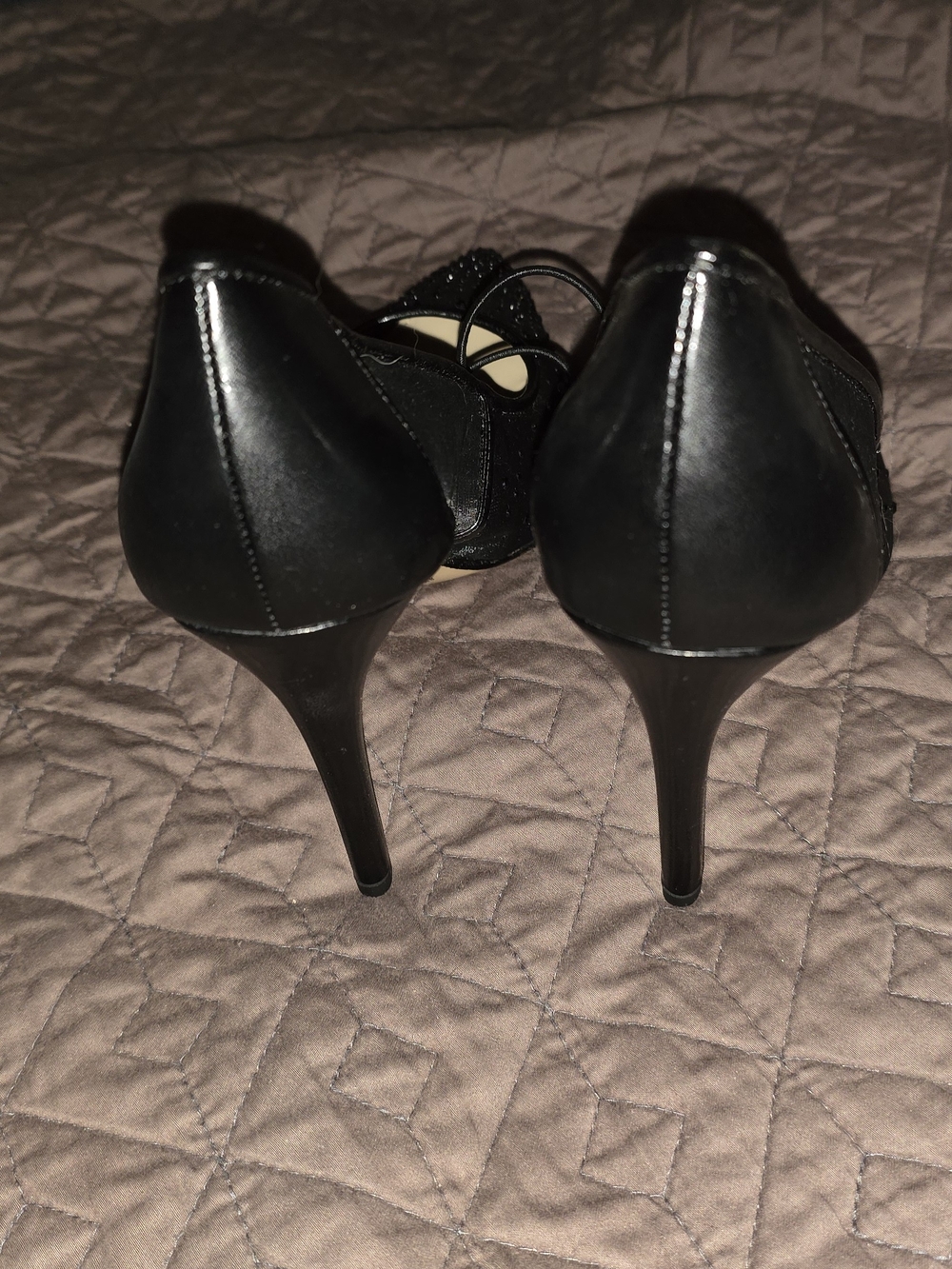 Jessica Simpson Black Pointed Toe Rhinestone Pumps - Picture 3 of 4